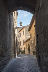 Orvieto, Umbria, Italy: historic street