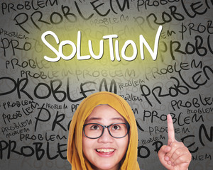 Muslim Woman Get Idea of Solution