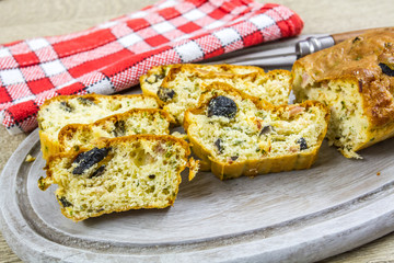 cake aux olives