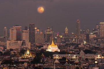 Blood moon night in bangkok ,Thailand,31 Jan 2018