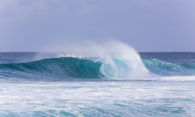 The waves of Banzai Pipeline, Hawaii