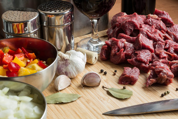 beef goulash ingredients