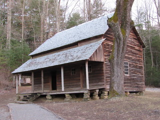 cades cove cabin 2