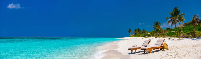 Crédence de cuisine en verre imprimé Plage et mer Belle plage tropicale aux Maldives