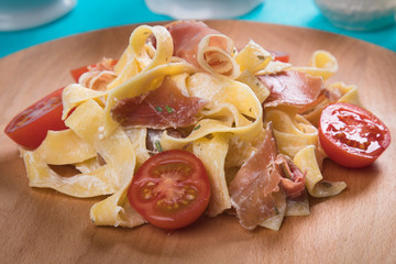 Italian pasta with prosciutto