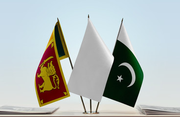 Flags of Sri Lanka and Pakistan with a white flag in the middle
