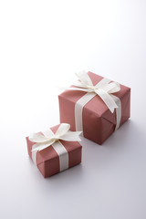 茶色のギフトボックス