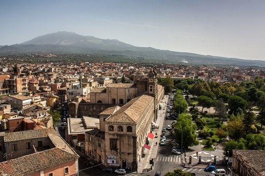 Adrano sotto l'Etna