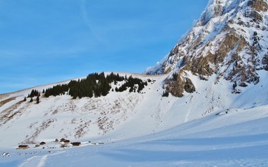 Berglandschaft im Schnee