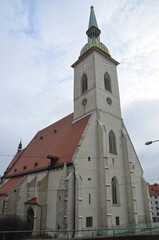 Fototapeta na wymiar Duomo di San Martino a Bratislava