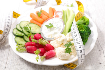 vegetable and dip, healthy eating