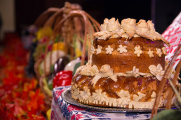 Beautiful high wedding loaf.