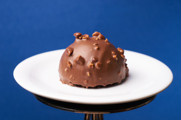 Roshen sponge cake with hazelnut