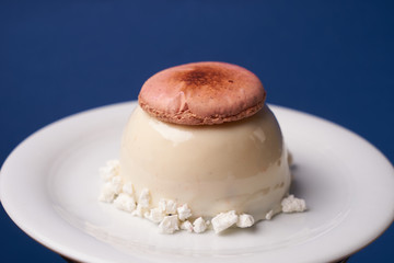 Dilite dessert cake on a white plate