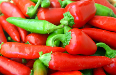 Peperoncini rossi e verdi