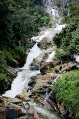 Fototapeta na wymiar Waterfall in Sri lanka.