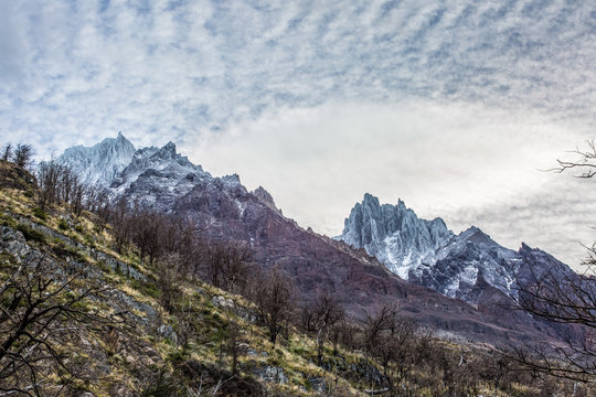 Chile, Regi&oacute;n de Magallanes y de la Ant&aacute;rtica Chilena, Ultima Esperanza, Torres del Paine, O-Circuit-Wanderung 130km, Blick auf die Berge