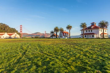 Fotobehang Crissy Field and the Golden Gate © Chris