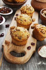 Muffins with dried fruits