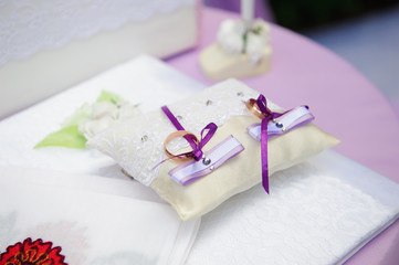 Wedding details - wedding rings