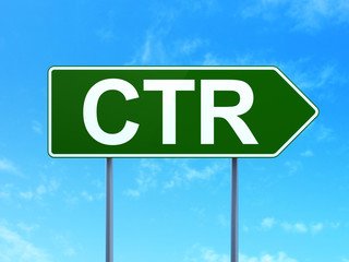 Business concept: CTR on green road highway sign, clear blue sky background, 3D rendering