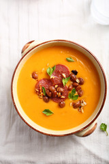 Hot pumpkin soup with beans