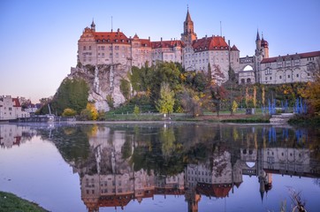 Fototapeta na wymiar Schloss Sigmaringen im Herbst
