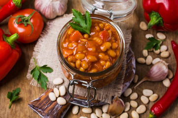 Canned beans with vegetables