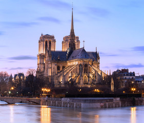 Fototapeta na wymiar The Notre Dame Cathedral in the evening , Paris, France.