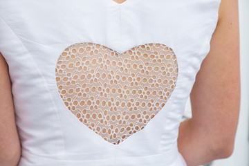 Détail de la marié après la cérémonie de mariage