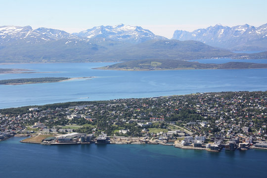 Blick vom nordnorwegischen Stadt Tromsø.
