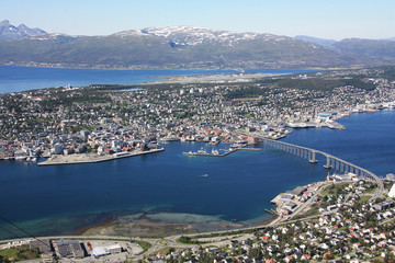 Blick am  nordnorwegischen Stadt Tromsø