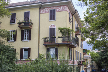 Haus mit Balkon in Botzen Italien