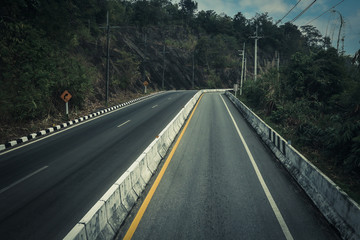 Road with dangerous curves.