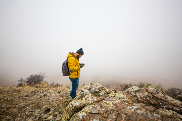 living conditions of man in mountain