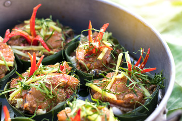 Steamed fish with curry paste.