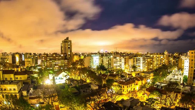 Time-lapse view of clouds moving over Montevideo in Uruguay at night.
