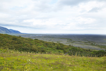 Fototapeta na wymiar スカフタフェットル国立公園　ハイキングコースから見る風景