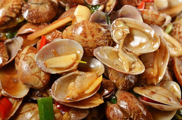 Delicious Taiwan's seafood - Fried clams with basil   