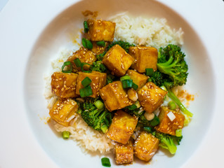 Chili honey tofu with rice and broccoli