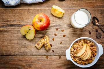 Muesli with apple