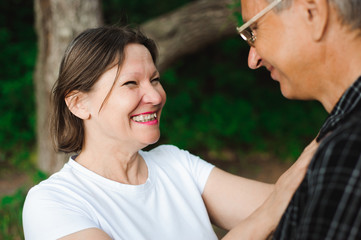 Obraz premium Romantic walk through the woods