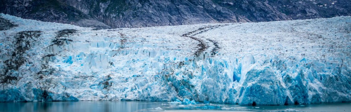 Sawyer Glacier at Tracy Arm Fjord in alaska panhandle