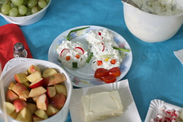 children cooking school together