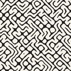 Seamless pattern with maze lines. Monochrome abstract background. Vector hand drawn labyrinth.