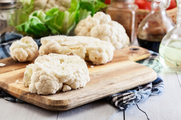 Preparation of vegetarian cauliflower steak