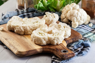 Preparation of vegetarian cauliflower steak