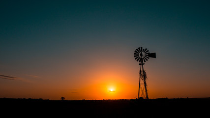 Atardecer del molino © DamiánWeigandt
