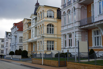 Obraz premium Villen in der Bergstraße in Bansin