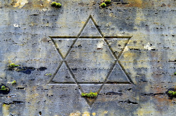 Davidstern auf einem Grabstein